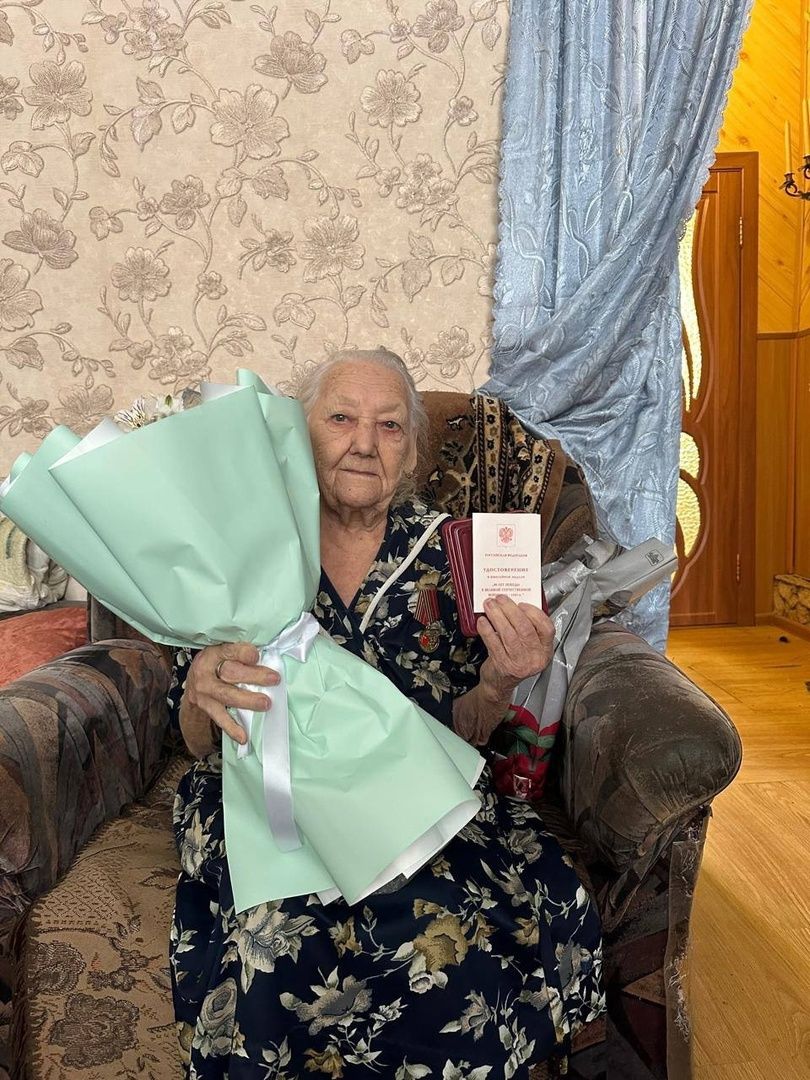 Әлмәт районында Бөек Ватан сугышы ветераннарын хөрмәтләү дәвам итә