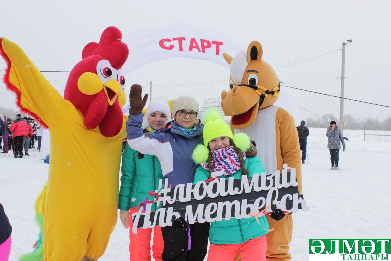 «Әбием әкиятләре» спектаклен күрсәтү 8 февральгә күчерелде