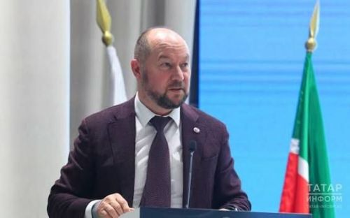 ТР Рәисе администрациясе Җитәкчесе Әсгать Сәфәров Әлмәт кызының яңа ел теләген үтәячәк