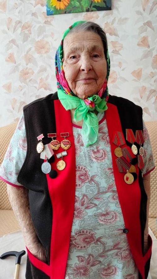 Әлмәт районында Бөек Ватан сугышы ветераннарын хөрмәтләү дәвам итә