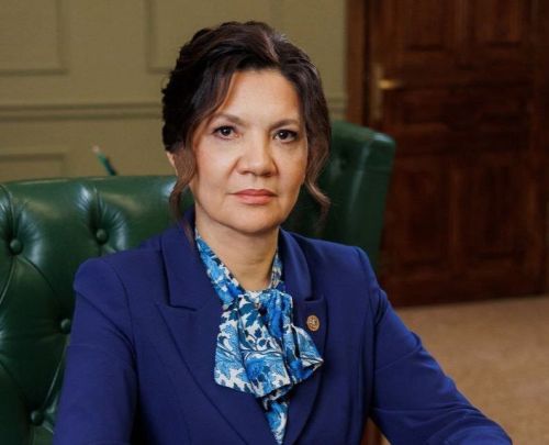 Гүзәл Хәбетдинова Әлмәт районы башлыгы итеп сайланды