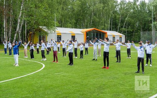 Әлмәт районында 10 меңнән артык бала җәйләрен лагерьларда үткәрде