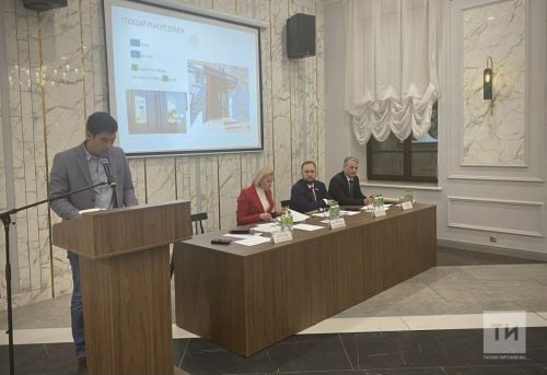 Әлмәттә хакимият вәкилләре халык белән очраша
