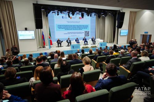 Әлмәт районында халык белән традицион очрашулар дәвам итә