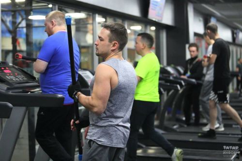 Әлмәттә махсус хәрби операция ветераннары спорт белән сәламәтлекләрен ныгыта