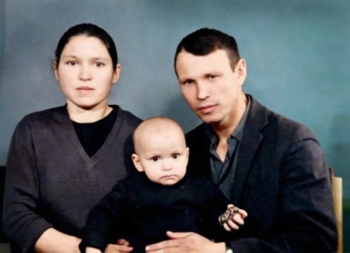Үткәннәрне искә алу өчен...