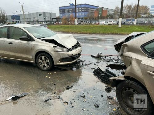 Әлмәт районында автоинспекторлар 40 тан артык юл-транспорт һәлакәтен теркәгән