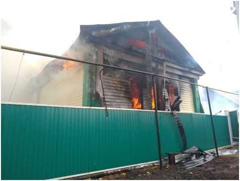 В Альметьевском районе сгорел частный дом