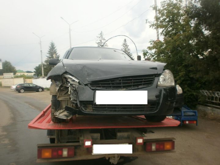 В Альметьевске в аварии с участием двух машин пострадала пассажирка