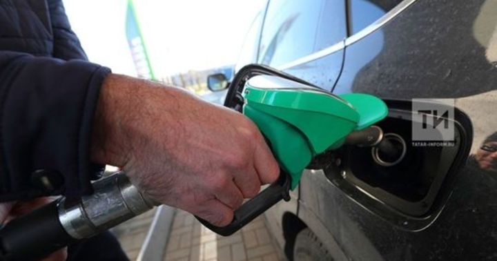 В Минэнерго объяснили подорожание бензина на фоне дешевеющей нефти
