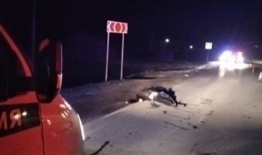 Ночью легковушка насмерть переехала пешехода, который лежал на трассе в Татарстане