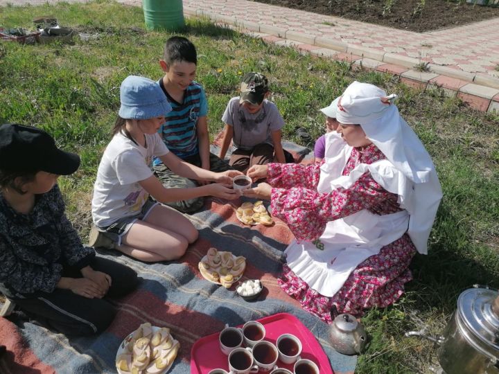 Әлмәт районы музеенда балалар өчен чара уздырылган