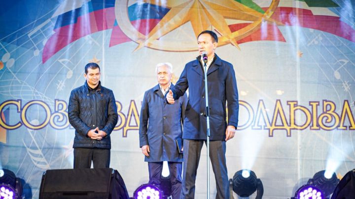 Әлмәттә Татарстан фестивальләренең гала-концерты узды