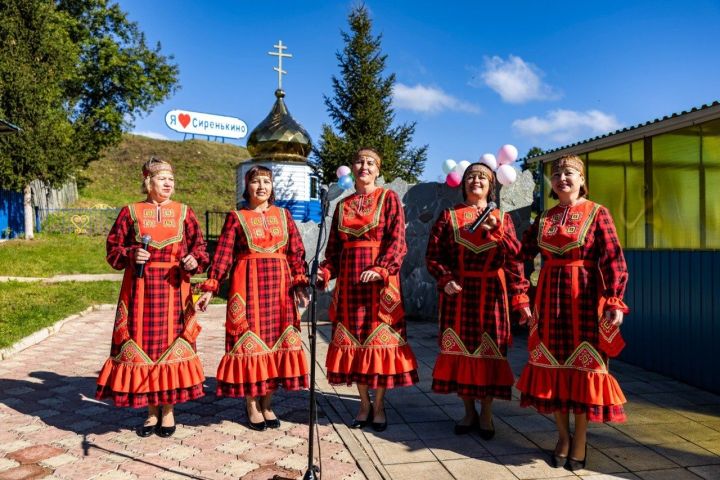 «Раньше здесь был деревянный сруб, а воду носили коромыслами»