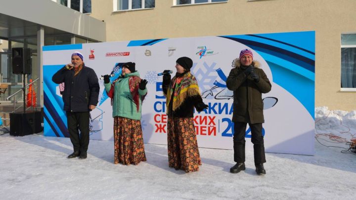 Әлмәт районы Яңа Кәшер авылында авыл халкының 55 нче юбилей спартакиадасы узды