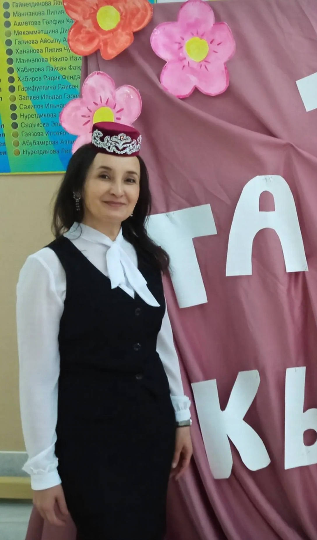 Сөләй мәктәбеннән Гөлмирә Гәрәева