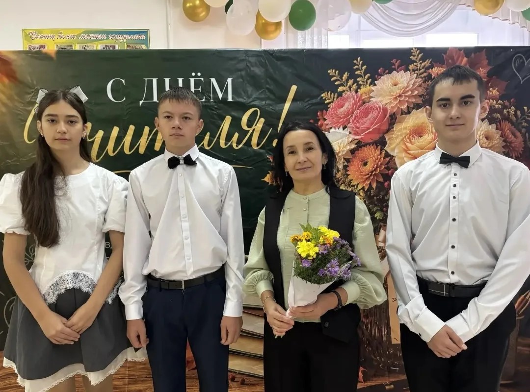 Сөләй мәктәбеннән Гөлирә Гәрәева