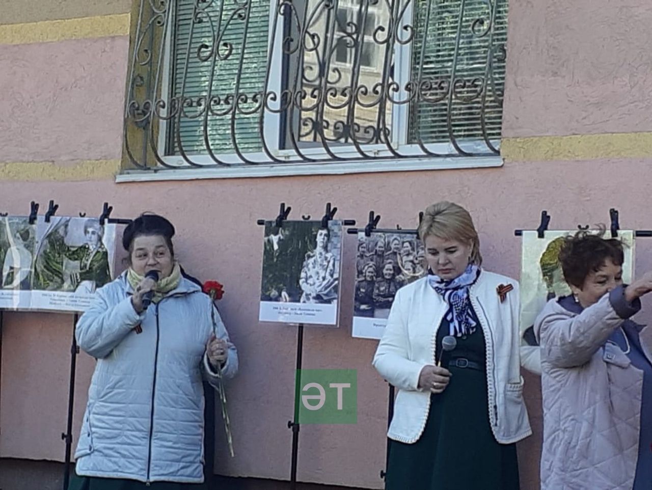 Әлмәттә Бөек Ватан сугышында катнашучы актриса Зәкия Туешевага мемориаль такта ачылды