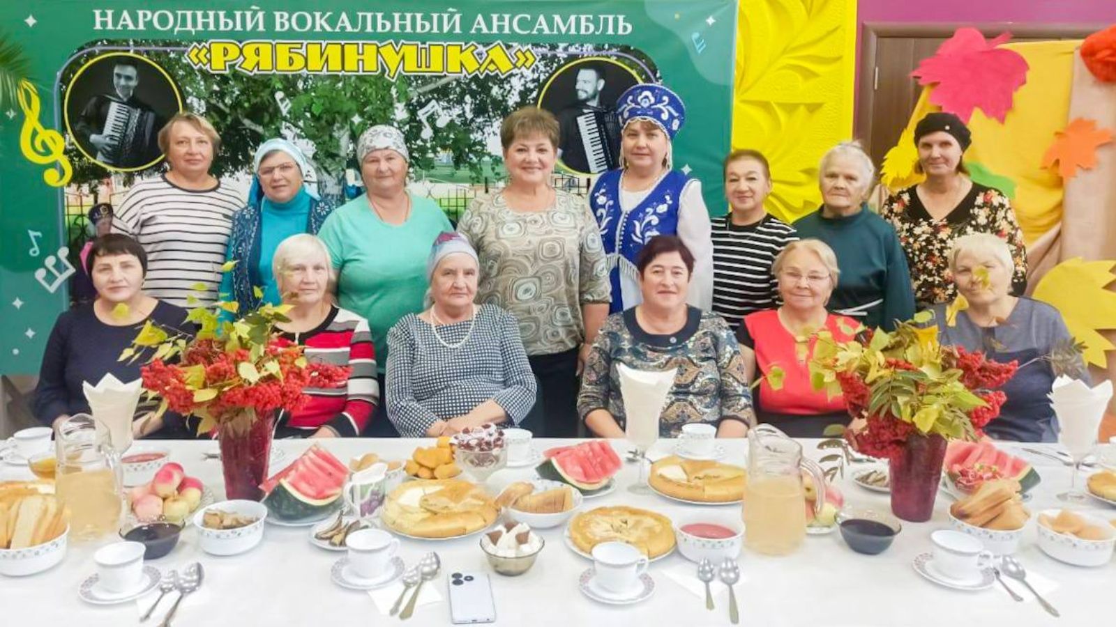 Әлмәттә өлкән буын өчен бәйрәм чаралары уза