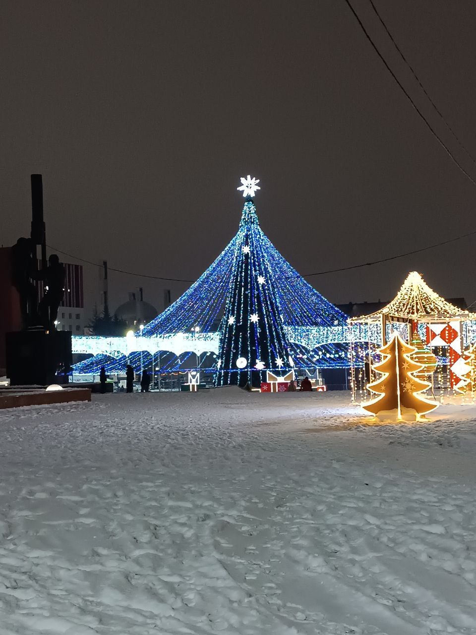 Әлмәттә беренче шәһәр чыршысы ачылачак