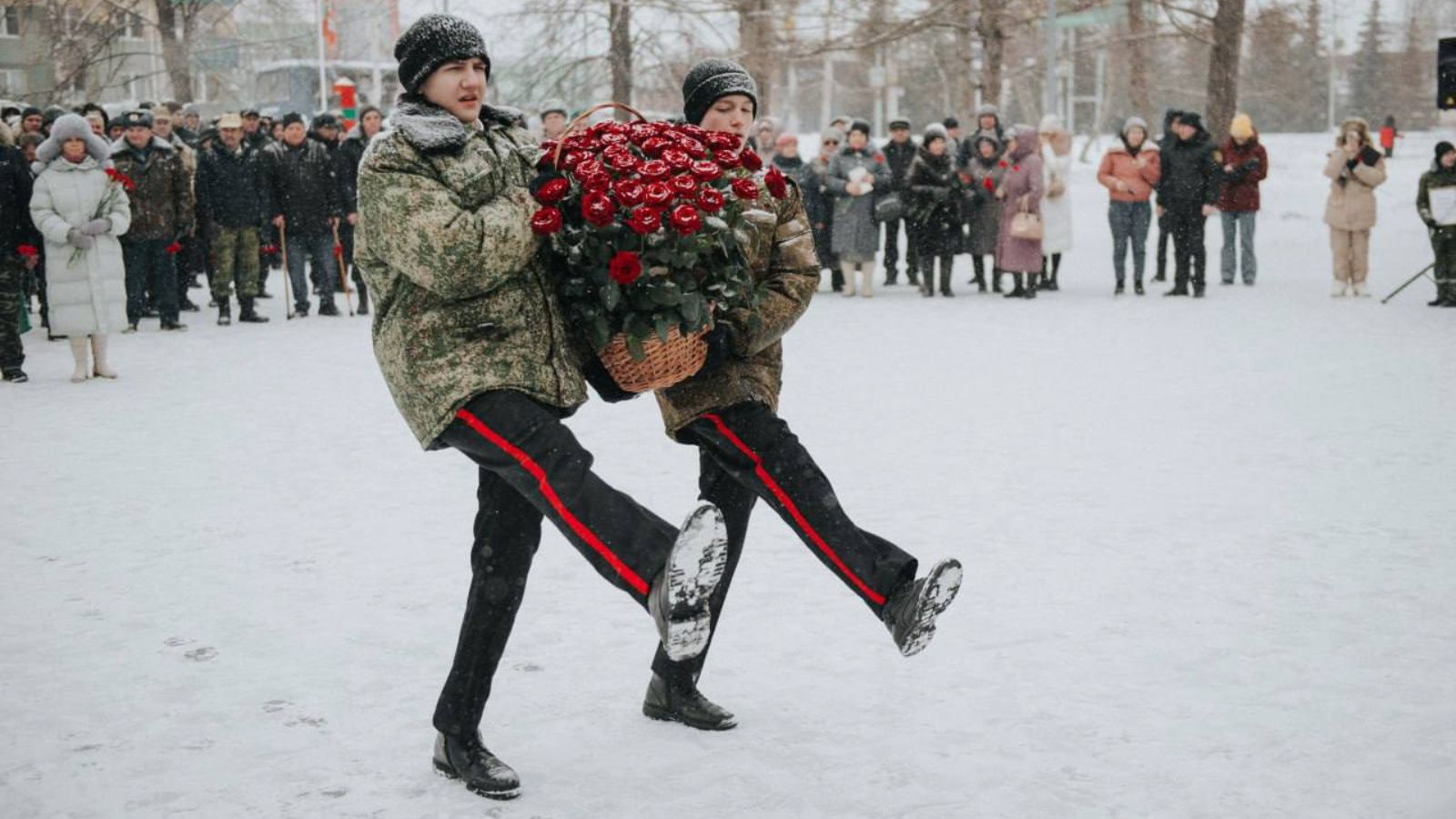 Әфганстан геройларының батырлыгына 36 ел тула