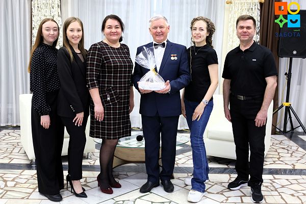 Әлмәт кайтавазы: йөрәк белән сөйләнгән тарихи вакыйгалар