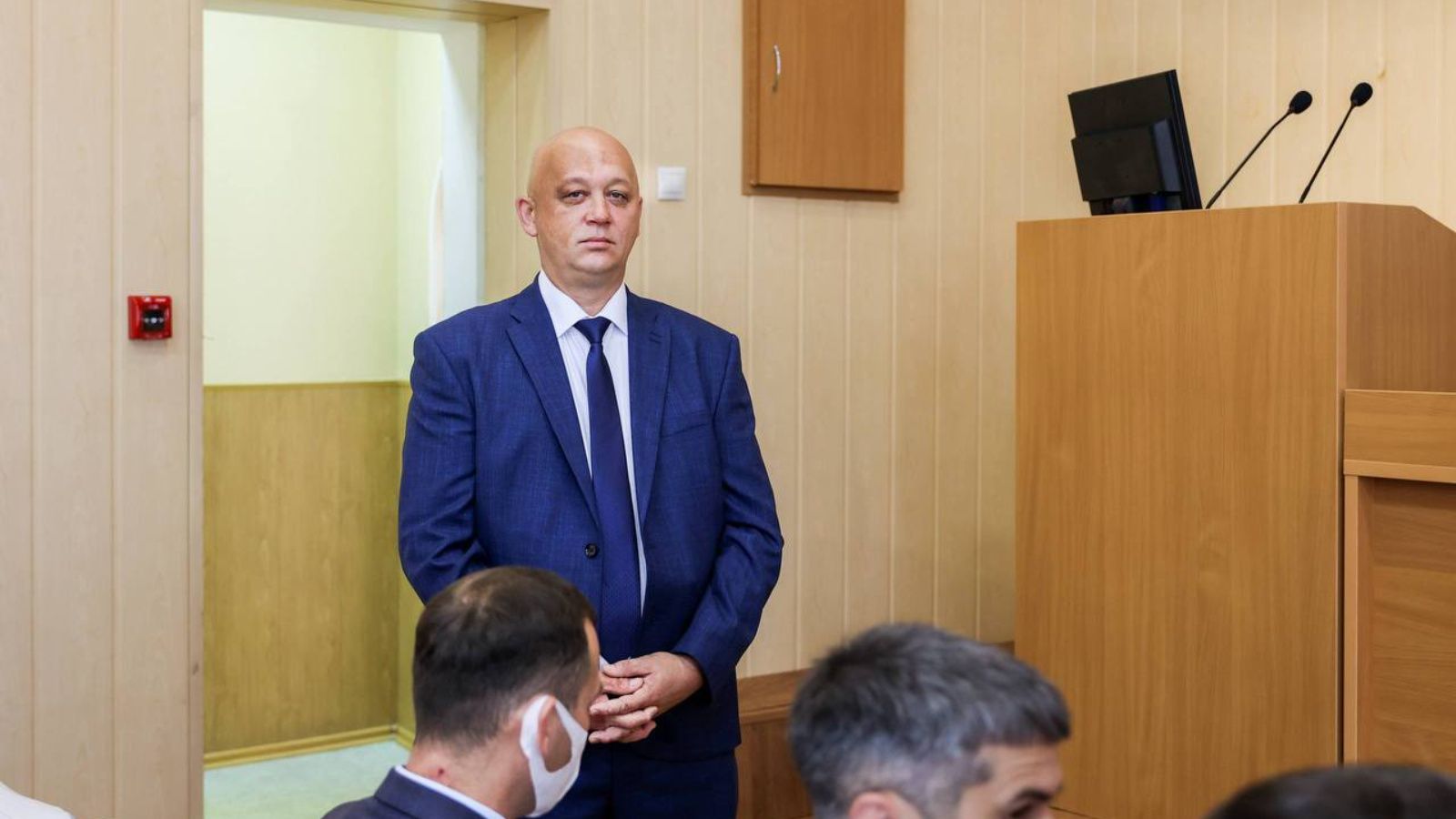 Әлмәт районы хакимиятендә яңа кадрлар билгеләнеше