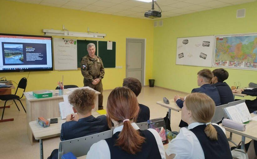 «Батырлар» программасында катнашучы Әлмәт мәктәп укучылары өчен экодәрес үткәрде