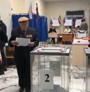 Хезмәт Даны орденының тулы кавалеры Нәфис Афзалтдинов Әлмәттәге сайлауларда тавыш бирде