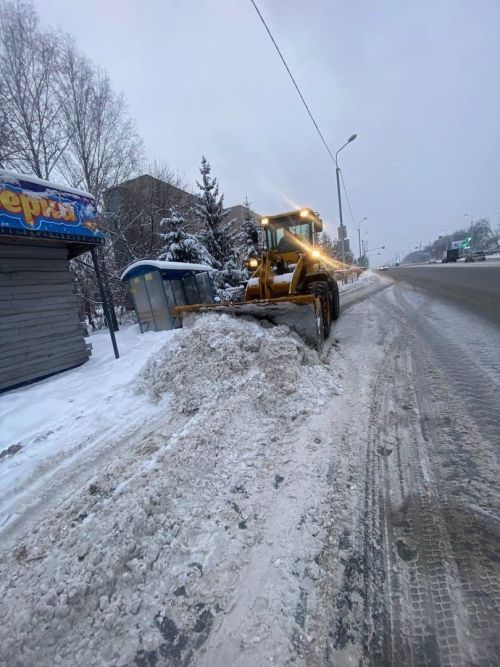 Әлмәт урамнарыннан 1 мең кубометрдан артык кар чыгарылган