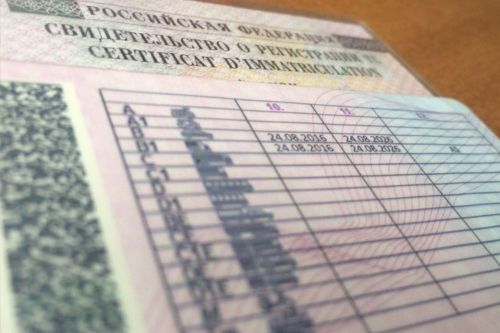 Әлмәтлеләрне хокукларыннан мәхрүм иттеләр һәм исерек дустына машина биргән өчен штрафка тарттылар