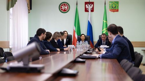 Гүзәл Хәбетдинова: «Хезмәт җитештерүчәнлеге» милли проекты — кадрлар кытлыгы проблемасын хәл итү ул