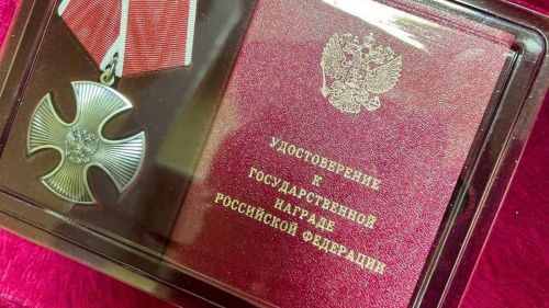 Гүзәл Хәбетдинова махсус хәрби операциядә һәлак булганнарның гаиләләренә дәүләт бүләкләре тапшырды