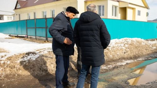 Әлмәтнең  Сәйдәшев урамын су басу мәсьәләсе буенча күчмә киңәшмә узды