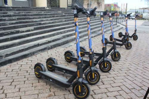 Самокатлар прокаты буенча Әлмәт фирмасы ничек мошенниклар корбаны булмаска икәнен аңлатты