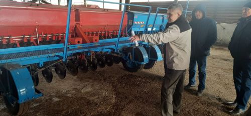 Әлмәттә язгы кыр эшләренә әзерлек дәвам итә