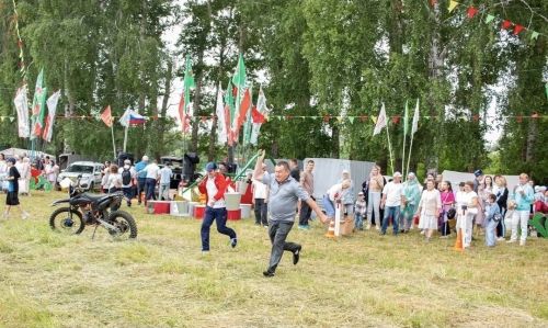 Әлмәт районы Елховойда авыл көне узды