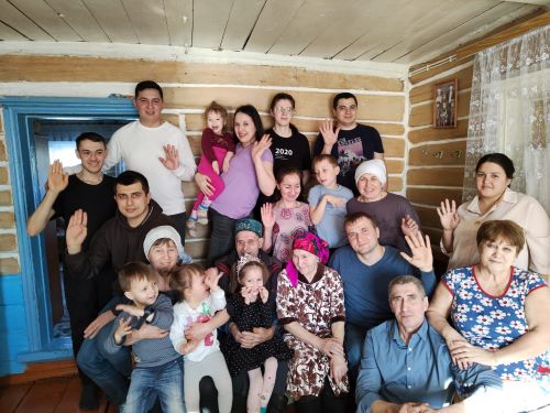 «Без үзебез эшлибез» – Фарукшиннарның гаилә девизы