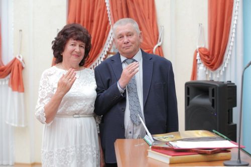 Әлмәттә Вилдановларның алтын туе гөрләде
