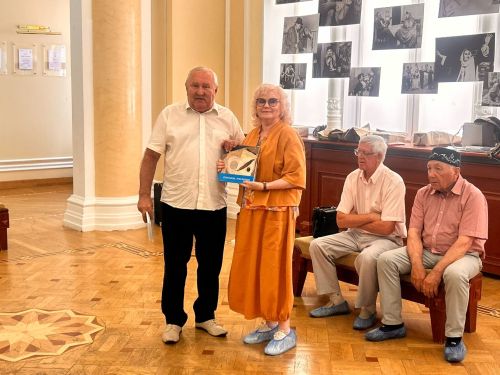 «Казан утлары» журналы «Кызыл каурыйлар» белән очрашты