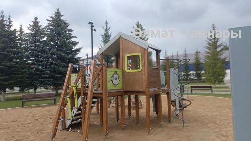 Әлмәттә тагын бер ишегалды «Безнең ишегалды» программасы ярдәмендә үзгәрде