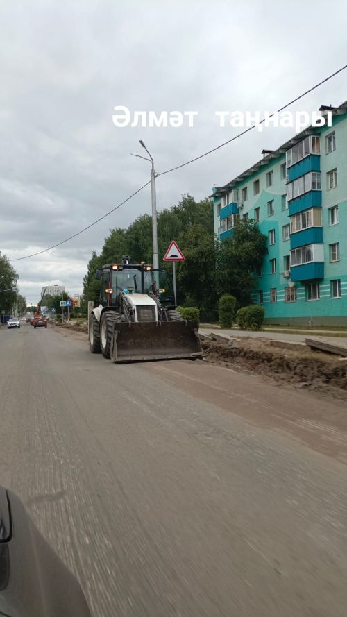 Әлмәттә юлларны ремонтлау дәвам итә