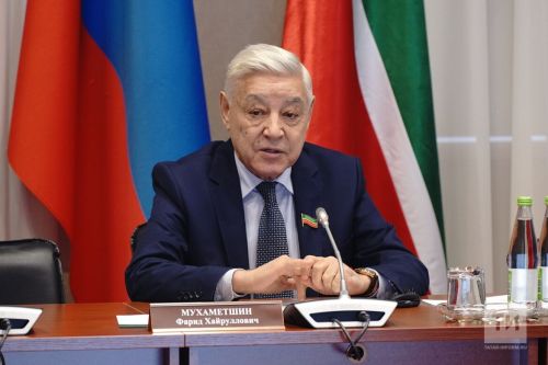Татарстан Республикасы Дәүләт Советы Рәисе Ф.Х. Мөхәммәтшинның  Россия Федерациясе Дәүләт флагы көне уңаеннан котлавы (2025 елның 22 августы)