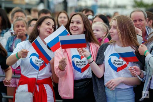 Әлмәттә Россия флагы көнен бәйрәм итү программасы билгеле булды
