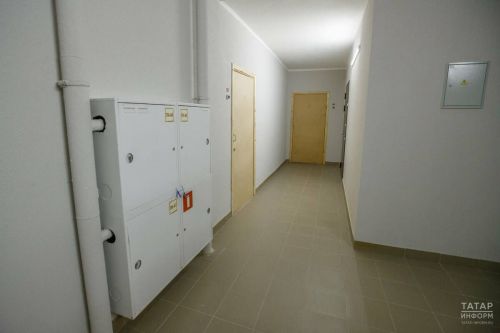 Инспекторлар Әлмәттә Гафиятуллин урамындагы йортта 18 хокук бозу очрагын тапкан