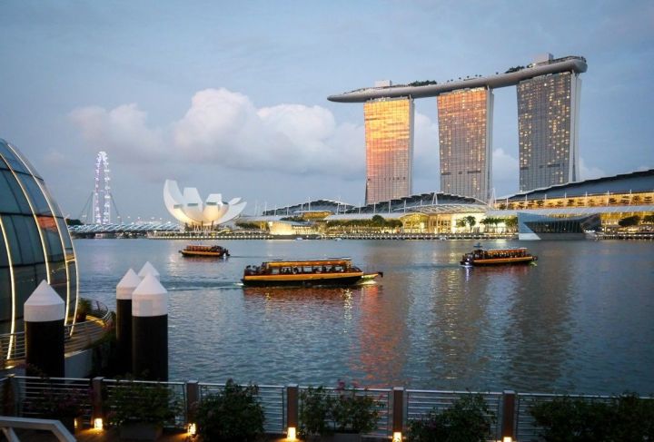 Кайда син,  Сингапур алымы?