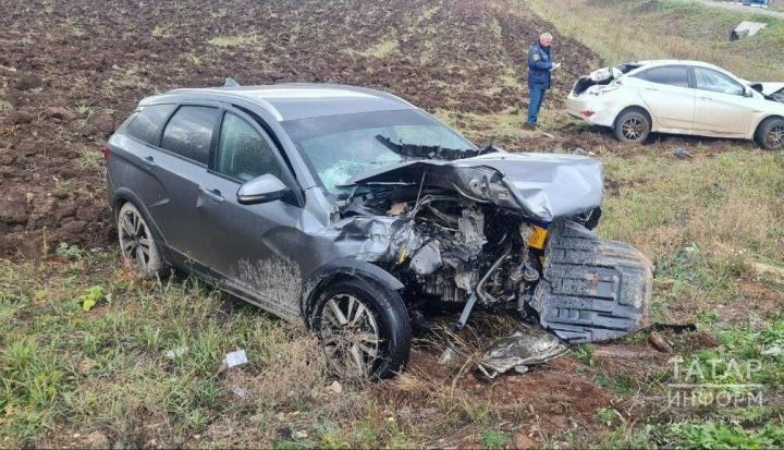 В Альметьевском районе произошла авария: водитель в реанимации