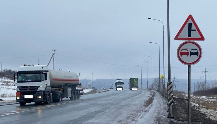 Әлмәт районында «Тоннель» вакытында автоинспекторлар 30 хокук бозуны ачыклаган