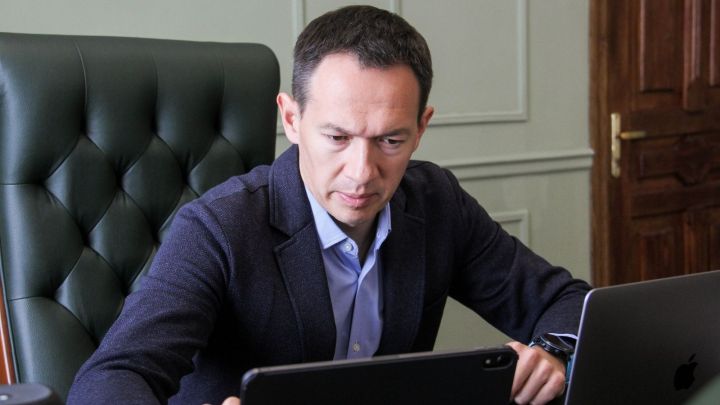 Әлмәт районы башлыгы янә мобилизацияләнгәннәр белән  очрашты