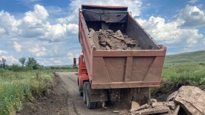 Күп балалы гаиләләр яши торган Әлмәт микрорайоннарында юл салу эшләре башланды